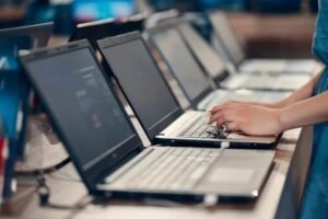 Demand for laptops has fallen in Russia